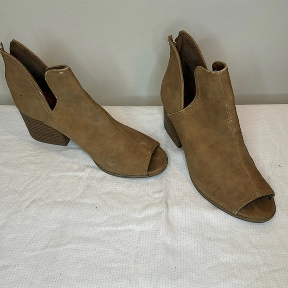 BOOTIES CAMEL COLOR - Picture 1 of 6